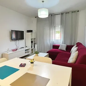  Apartamento Triana Roomable